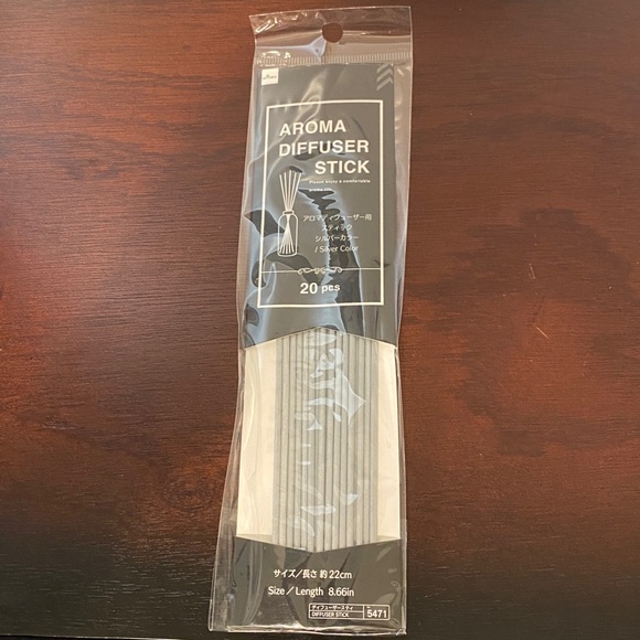 Diffuser Set - Exquisite Alai Tsuki Red & Orange Vase - Picture 5 of 6